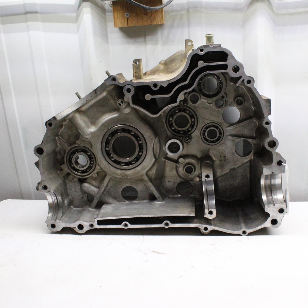 2003 suzuki vinson 500 OEM Right Engine Crank Case 11301-09851 | eBay