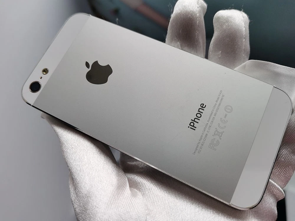 Apple iPhone 5 Silver Phones for Sale - eBay