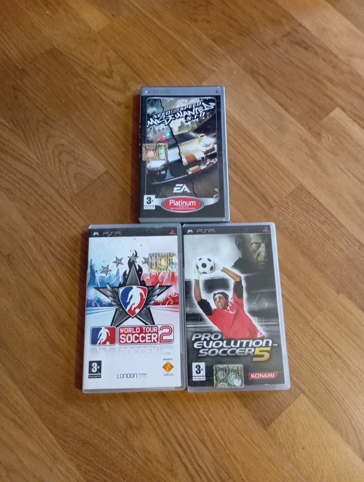 Lotto PSP Need For Speed Most Wanted 5-1-0 + Pes 5 + World Tour Soccer 2 PAL ITA - Immagine 3 di 4