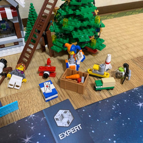 LEGO Creator Expert 10249 Winter Toy Shop Christmas Market Light Parts Used