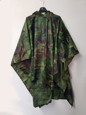 PONCHO BASIC MIMETICO WOODLAND IN TESSUTO ANTISTRAPPO CON CUSTODIA