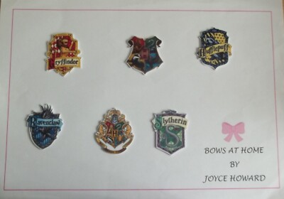 FLACHRÜCKENHARZE - ALLE VIER HARRY POTTER HÄUSER PLUS EMBLEME