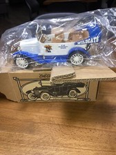 UK Kentucky Wildcats 97-98 Basketball Season 1917 Maxwell Ertl DIECAST Bank LE