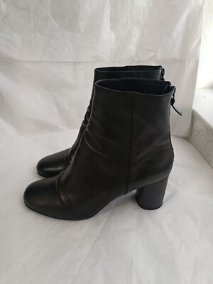 Sandro Paris Women's Sacha  Size 39 Luxury Black Leather Boots 