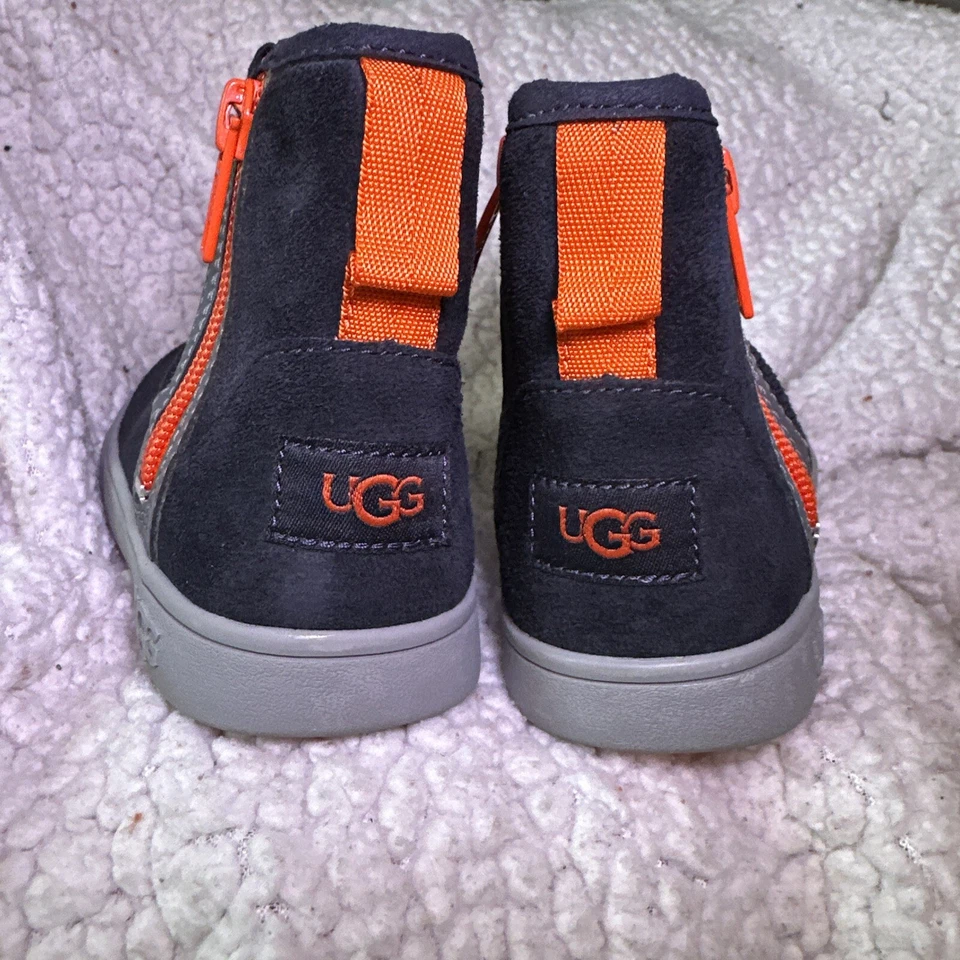 Niños Uggs US 10 Gris Oscuro Gamuza Botas Naranja Cremallera Foto 2 de 4