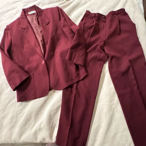 Vintage Russ Collectibles Blazer Pants Suit Set Burgundy Red Made In USA Womens