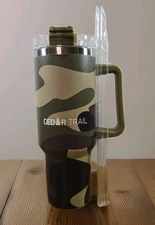 CEDAR TRAIL 30 oz. Camouflage Insulated Tumbler w/Straw, New