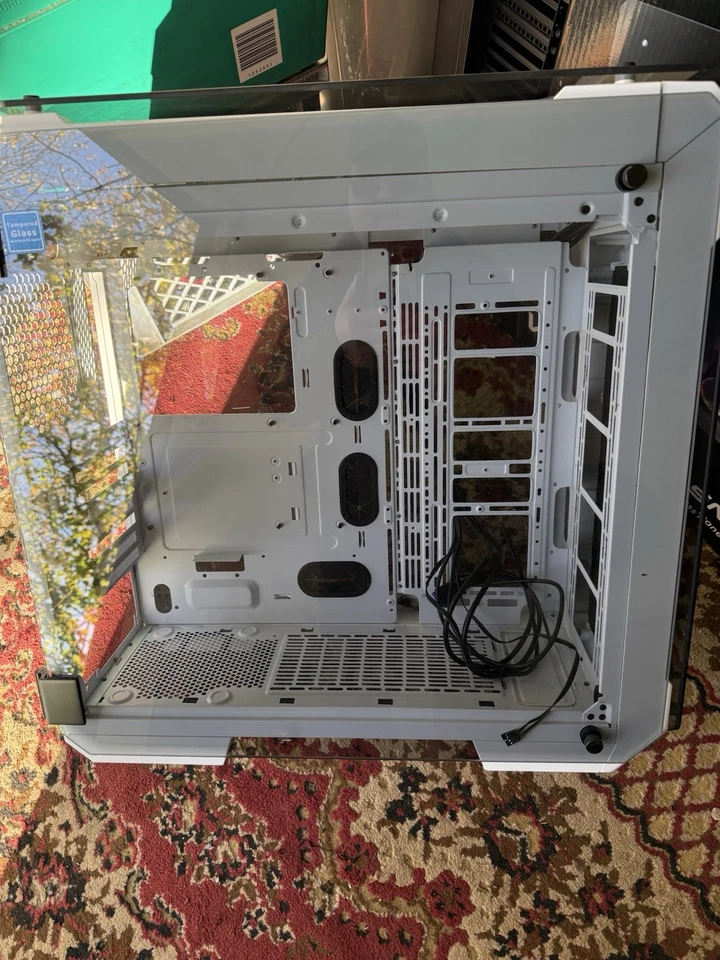 PC-Gehäuse Von Thermaltake - Bild 4 von 4