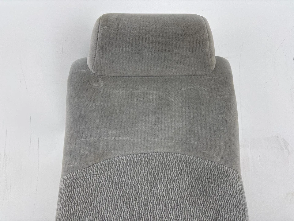 Cojín de asiento superior para pasajero trasero Buick Lacrosse 2005-2006 con reposabrazos Foto 2 de 4