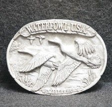 WF15118 VINTAGE 1994 WATERFOWL USA THE MALLARDS HUNTING CONSERVATION BELT BUCKLE