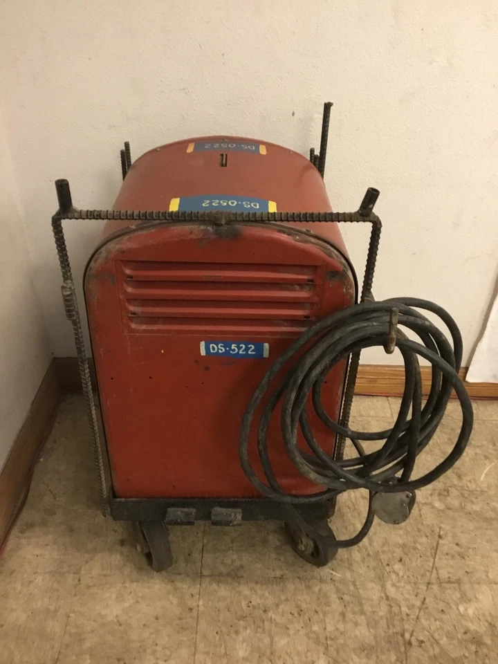 Soldador de arco eléctrico Lincoln 250-250 IDEALARC 250 230V/460V 30A enchufe NEMA 14-60P Foto 3 de 4