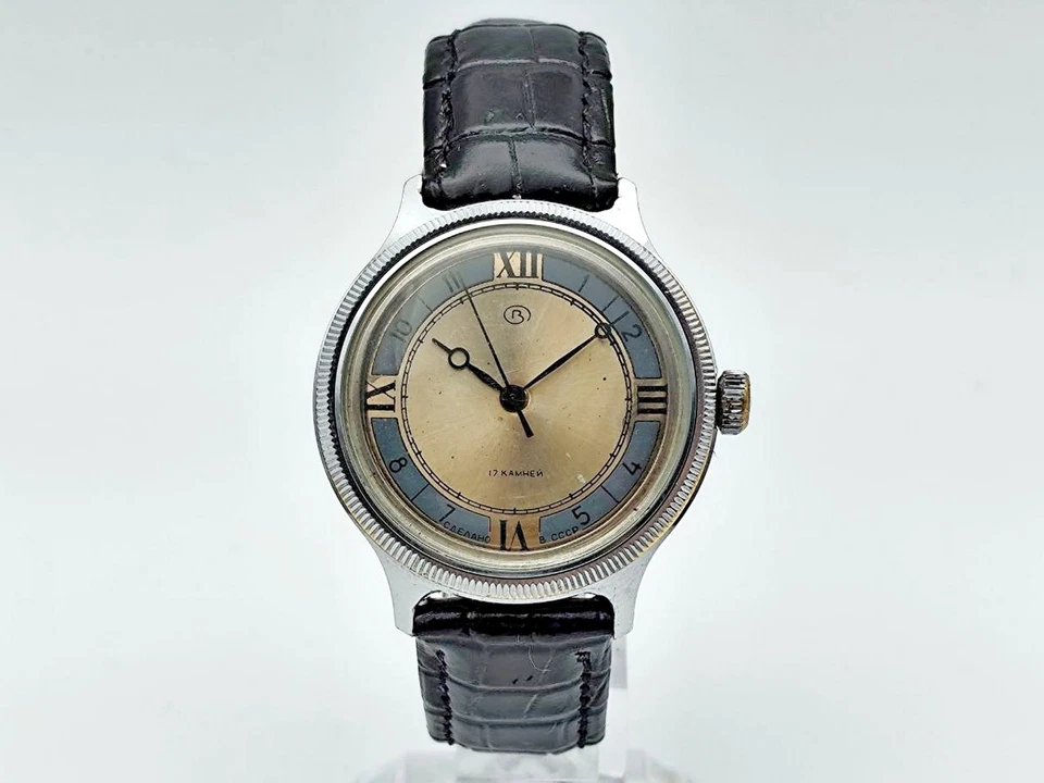 Reloj Pulsera WOSTOK 2409 Soviético Vintage 17 Joyas Vostok URSS Reloj Reparado Foto 2 de 4