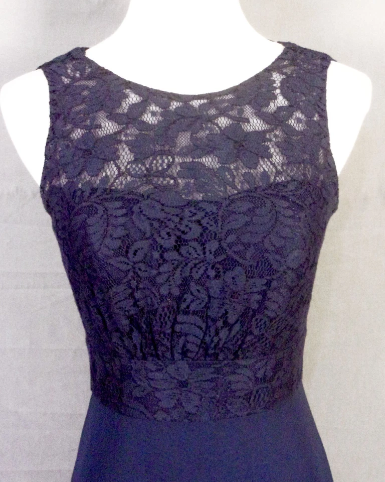 Usado en Excelente Condición Jazmín B2 Azul Marino Formal Imperio Vestido Vestido Ojales Corpiño Baile de graduación Talla 2 Foto 2 de 4