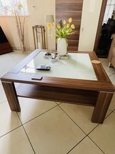 Couchtisch Wohnzimmertisch 90 x 90 CM 40 CM Mahagoni Furnier. Guter Zustand