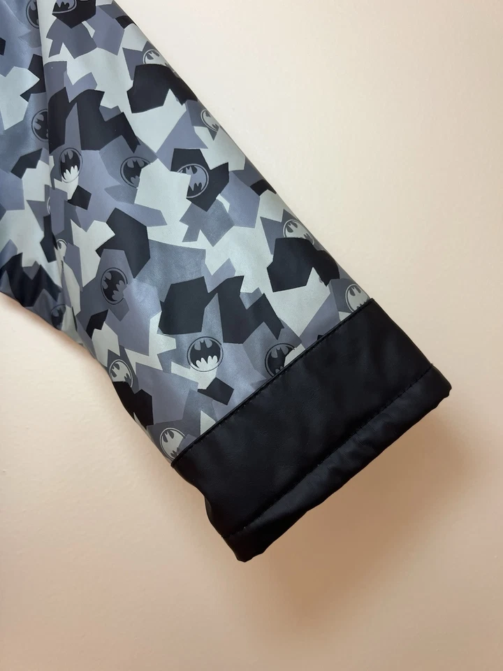 Abrigo de lluvia Western Chief Batman 2019 talla 3T- Chaqueta polar y acolchada forrada Foto 4 de 4