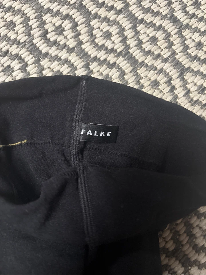 Medias para mujer Falke negras mate puro talla mediana Foto 3 de 4