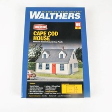 Walthers 933-3776 HO Scale Cape Cod House Model Building Kit