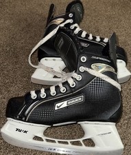 Bauer Tuuk One 05 Supreme Ice Hockey Skates Size 5R Gear Equipment Used Pre Own.