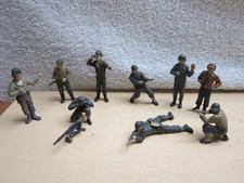 Nine 9 Vintage WWII America Infantry Toy Soldiers - Unknown Manufacturer