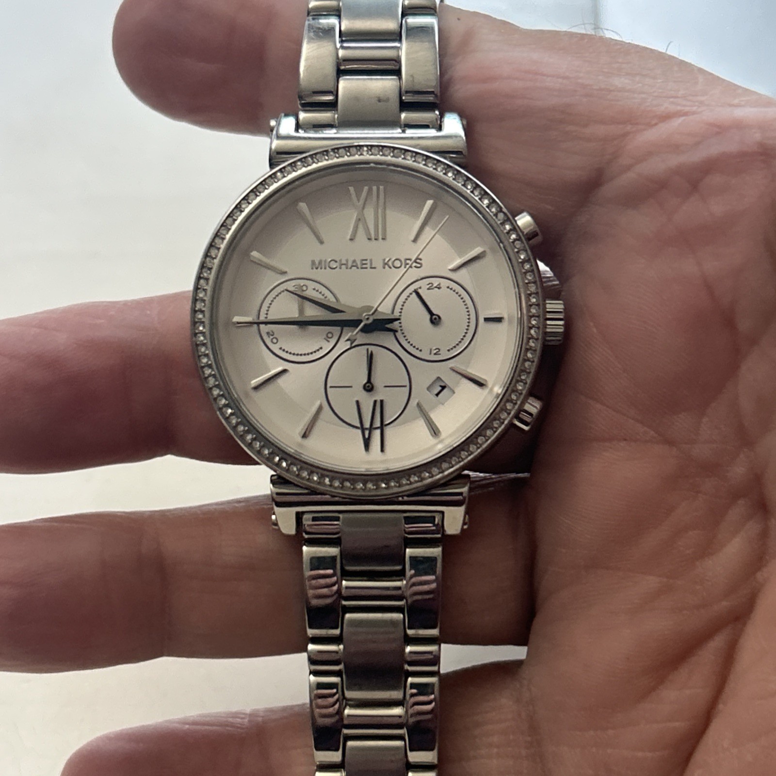 AUTHENTIC MICHAEL KORS SOFIE CRYSTALS SILVER CHRO… - image 7