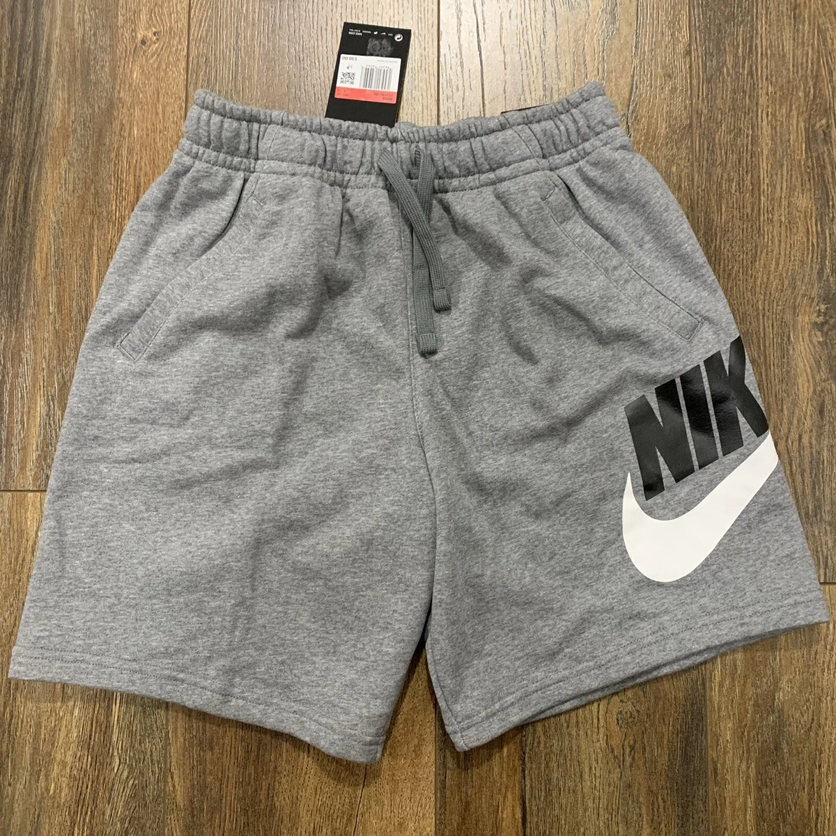 Nike Sportswear Club Big Kids (Boys) Shorts Size L+ (Extended Size