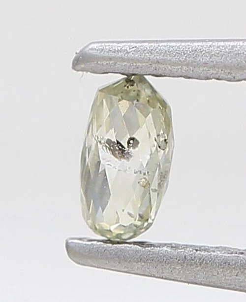 Natural Briolette cut Diamond Yellowish Green Color Diamond Fancy Diamond 0.19Ct - Image 3 of 4