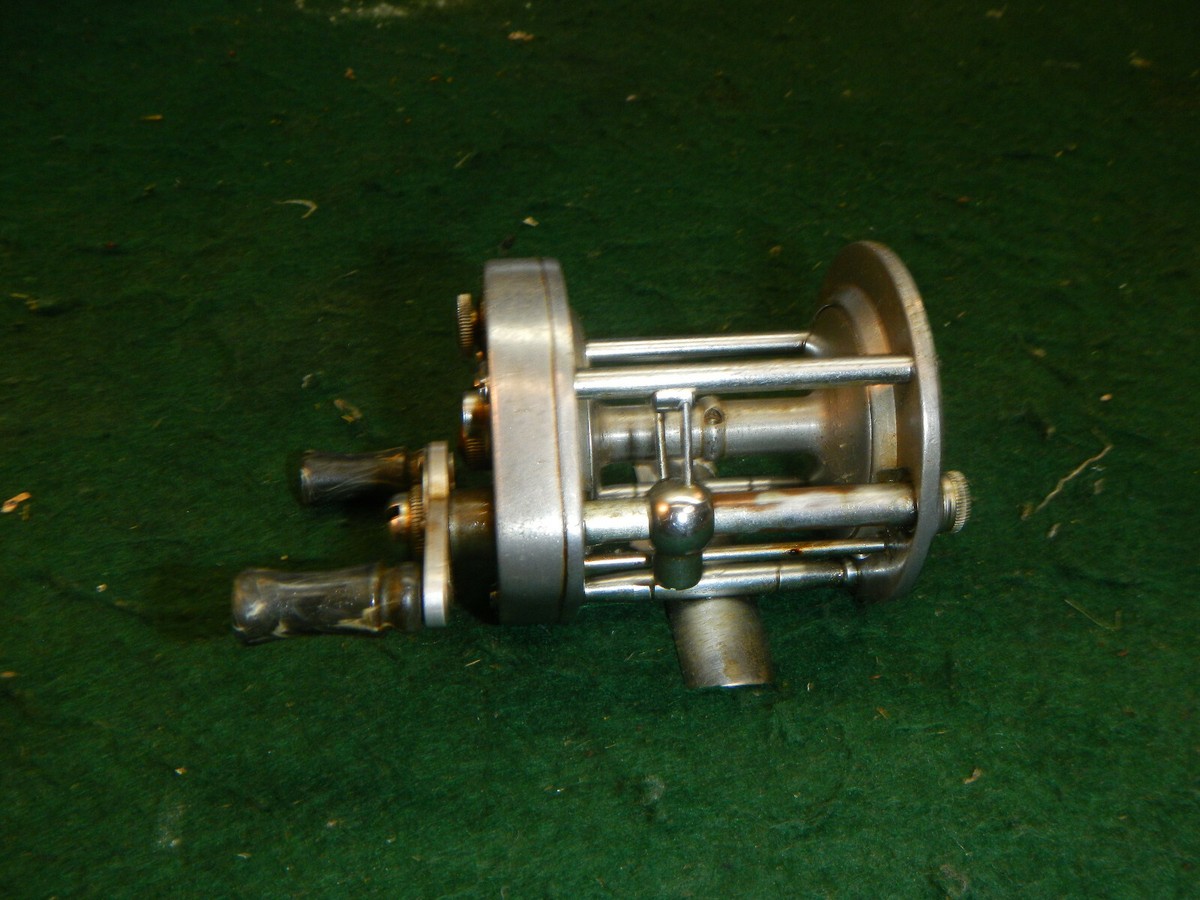 Vintage 1920s Pflueger Supreme No. 1573 Gray Freshwater