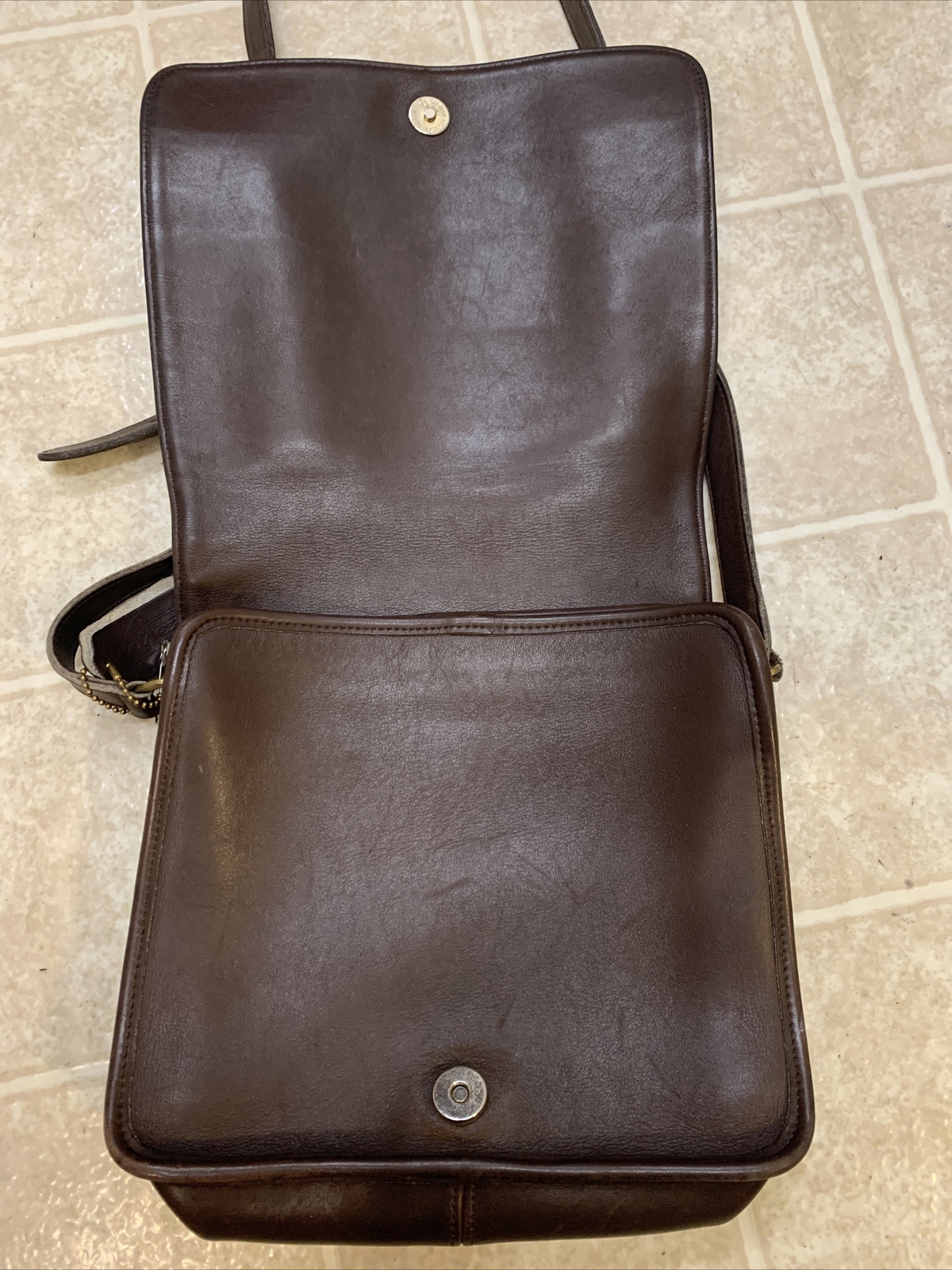 Coach Tribecca Flap Messenger Bag Style 9092 in choc… Gem