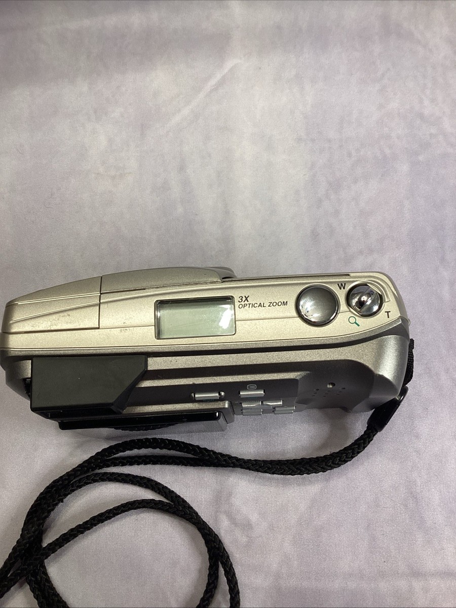 Olympus CAMEDIA D-450 1.3MP Digital Camera w 3x Optical Zoom No