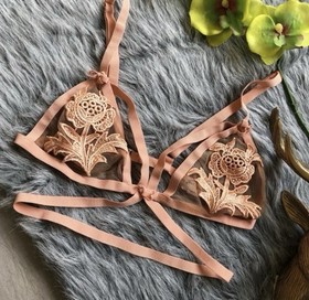 For Love and Lemons Skivvies Cecilia Strappy Bondage Bralette Size Medium
