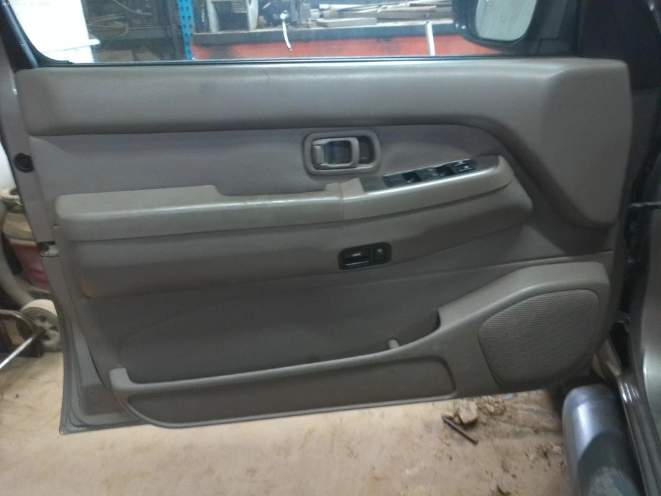 Used Rear Right Door Assembly Rear Side fits: 2004 Nissan Pathfinder from 12/96 - Image 4 of 4