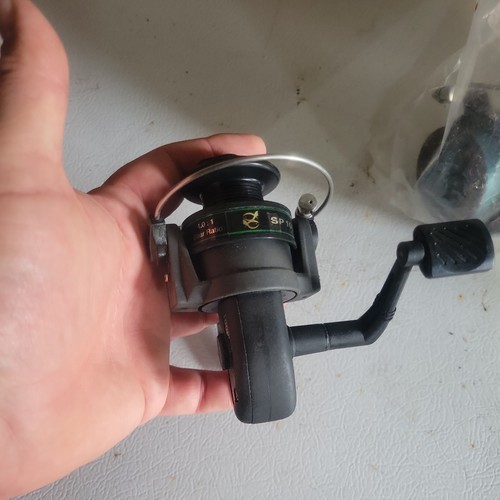 Vintage Johnson SP 1000 Ultra-Light Spinning Reel - Picture 5 of 5