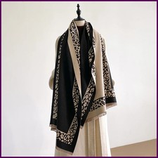 New Luxury Winter Cashmere Retro Leopard Print Scarf Women Warm Pashmina Poncho