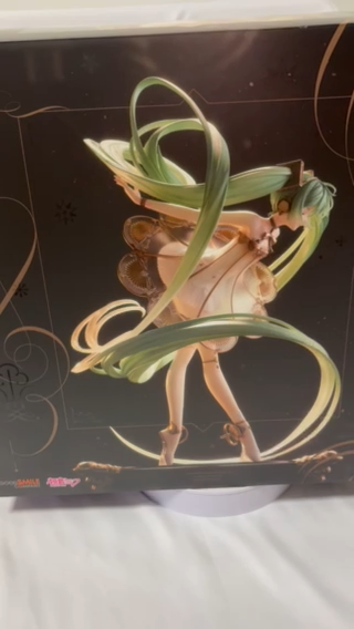 Hatsune Miku symphony 5th Anniversary Ver. 1/1 Scale Figure Good