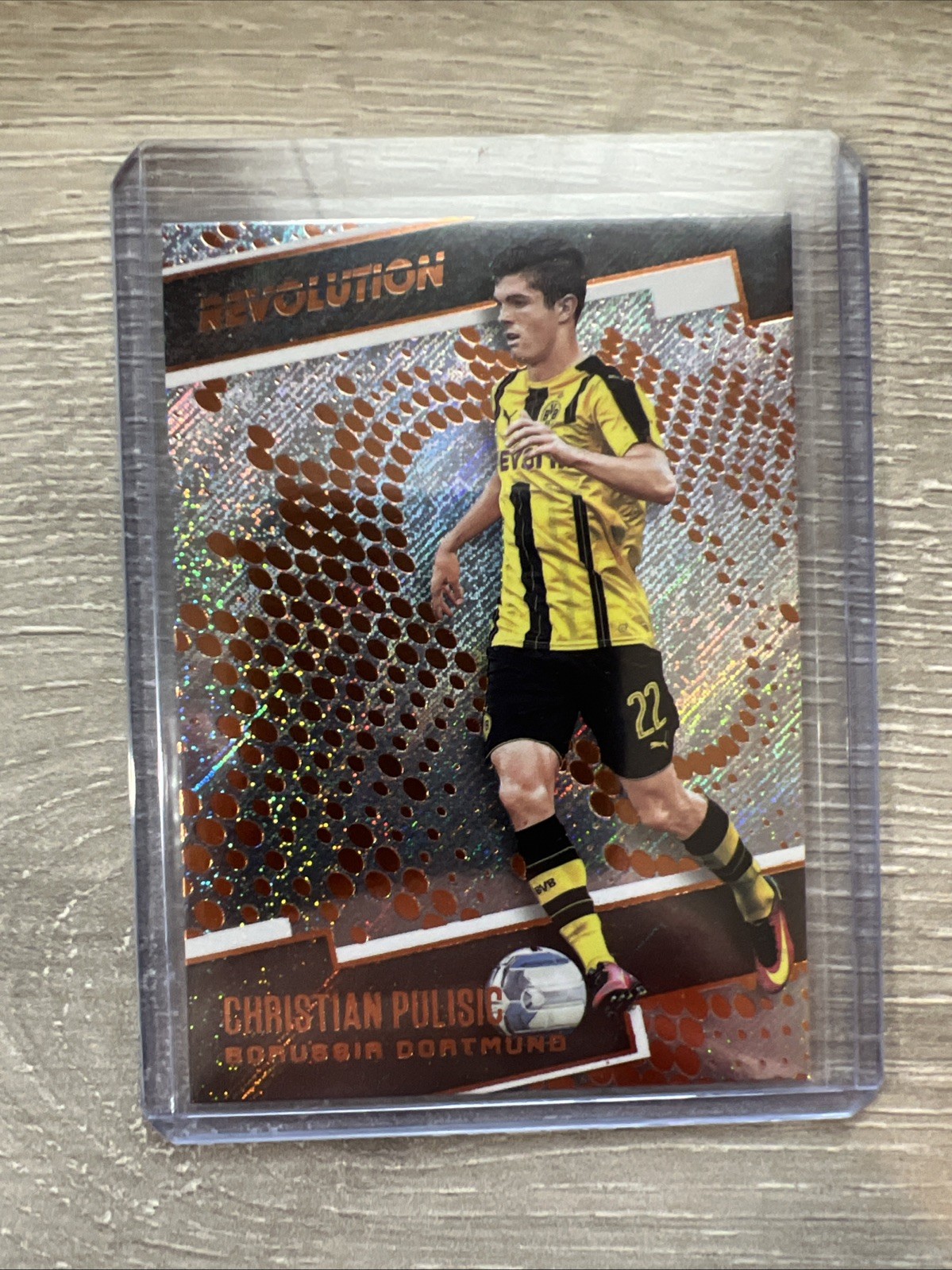 2017 Panini Revolution Christian Pulisic #31
