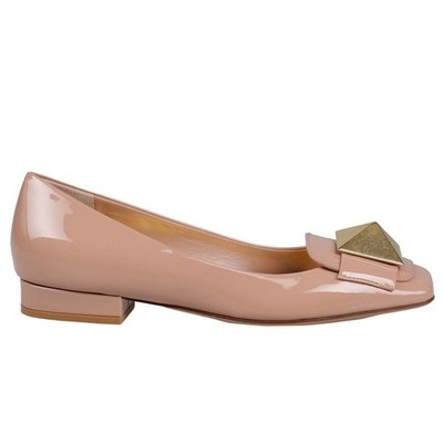 Valentino Garavani Beige One Stud Flat Patent Leather Ballerina Shoes 35