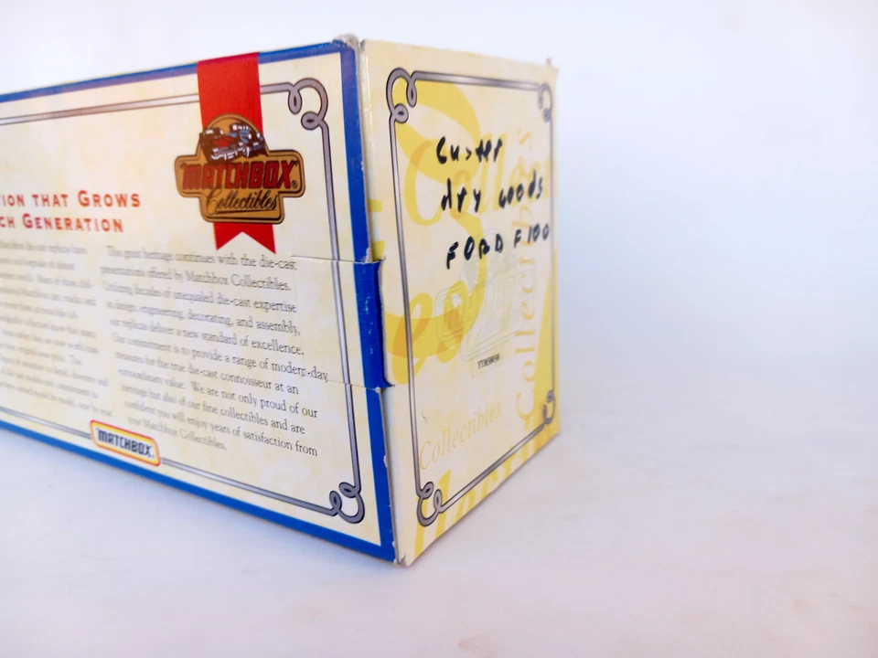 1/43 O scale matchbox truck pickup YYM38038 1953 Ford F 100 Custer - Image 2 of 4