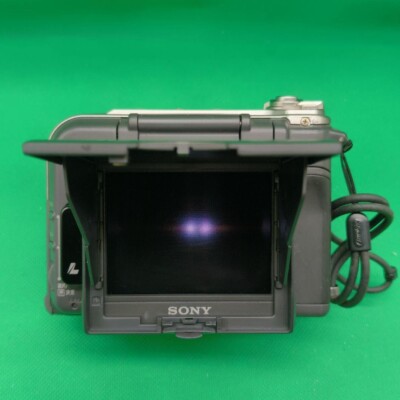 SONY　Handycam　DCR-SC100 Sony DCR-SC100 Camcorder MiniDV Digital Video Camera