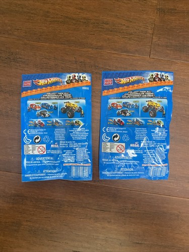 NYCC 2013 Megabloks Exclusive Figurine Hot Wheels Mini Figure - Set of 2 - New - Picture 4 of 6