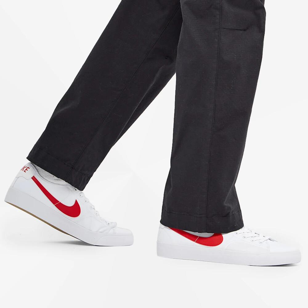Size 10.5 - Nike Blazer Court SB White 