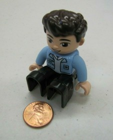 Lego Duplo ASIAN DAD MAN Blue Shirt Black Pants FIGURE Rare 