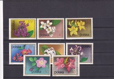 SA08a Poland 1972 Flowering Shrubs mint stamps
