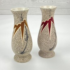 Vtg MCM Pair Ceramic Sand Pebbled Glaze Textured Floral Bud Vases Brown & Red 7"