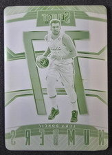 Luka Doncic 1/1 2022-23 Panini Select Numbers Yellow Printing Plate #10 Lakers