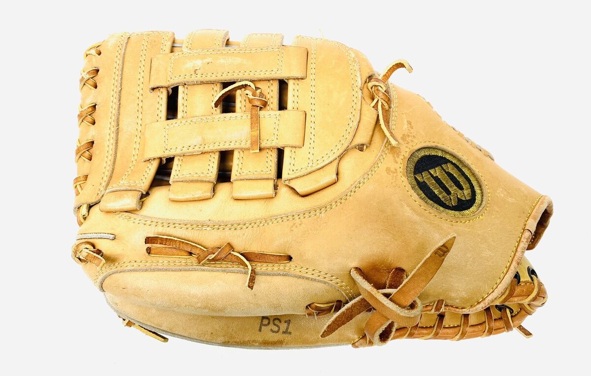 Wilson A2000 A2002 PS1 Pro Select Gold Label 12” Baseball Wilson A2000 A2002 PS1 Pro Select Gold Label 12” Baseball