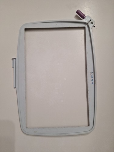HUSQVARNA VIKING Lot Of 4 Embroidery Hoops 240x150 120x120 100x100 + Training CD - Picture 5 of 10