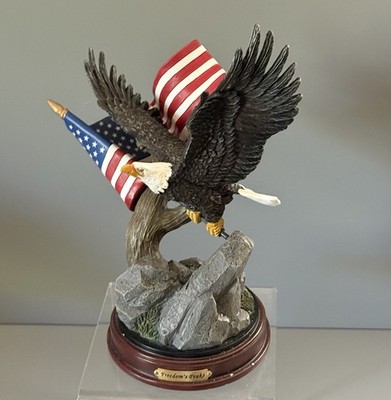 Bradford Exchange FREEDOMS PEAKS EAGLE With Flag Sculpture Ted Blaylock 2020