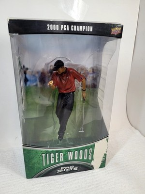 Tiger Woods Upper Deck 2000 PGA Champion ''The Point'' Pro Shots Action Figure Red
