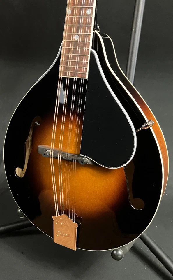 Mandolina estilo A estándar Kentucky KM-150 acabado Sunburst vintage con estuche Foto 4 de 4