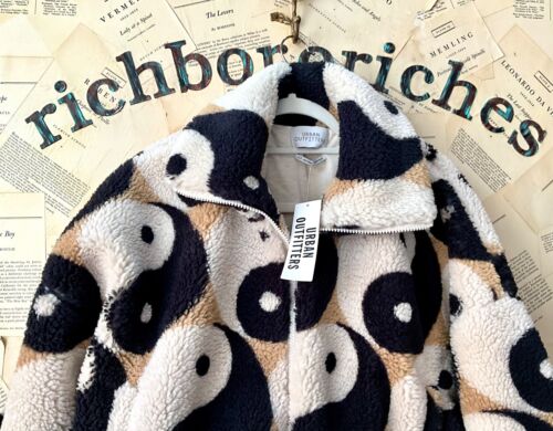 Urban Outfitters Olivia Print Sherpa Jacket Yin Yang Fleece Black Ivory S NEW - Picture 6 of 9